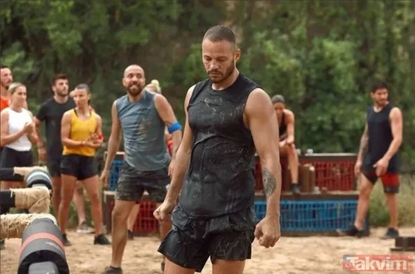 Survivor Atakan Acun Ilıcalı'nın başına iş açtı 'Atakan elenmedi elediniz kumpas kurdunuz' Sosyal medya yangın yerine döndü - 2
