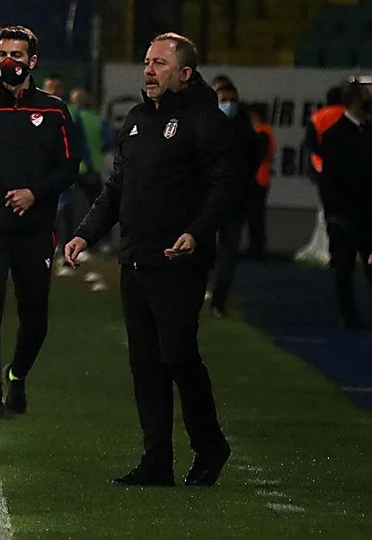 kime-karsi-mucadele-ediyoruz-1619651456623.jpeg Beşiktaş Teknik Direktörü Sergen Yalçın'dan çarpıcı açıklamalar: Kime karşı mücadele ediyoruz!-3