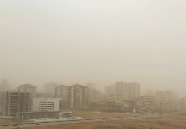 ankara-polatli-son-dakika-haberleri-ankarada-kum-firtinasi-kum-firtinasi-nedir-polatli-hava-durumu-1599917942106.jpg Ankara Polatlı son dakika haberleri: Ankara'da kum fırtınası! Kum fırtınası nedir? Polatlı hava durumu...-2