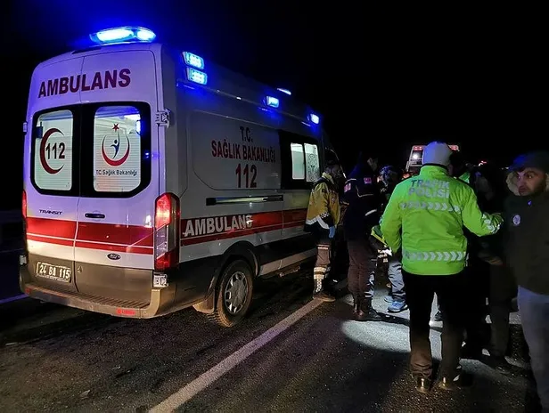 erzincanda-yolcu-otobusu-sarampole-devrildi-cok-sayida-yarali-var-1575908630084.jpeg Erzincan'da yolcu otobüsü şarampole devrildi! Çok sayıda yaralı var-2