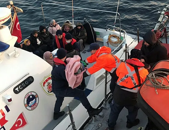 Edirne’de 214 düzensiz göçmen yakalandı