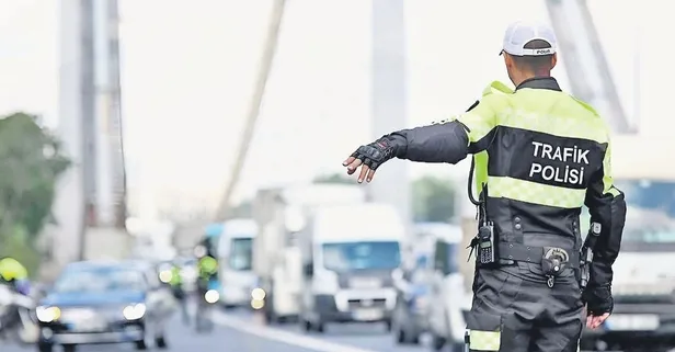 Yeni trafik kanunu Meclis'ten geçti! Drift atana 140 | Kaldırıma çıkana 5 bin TL ceza!