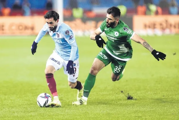 avrupada-zirvede-trabzonspor-son-15-dakikada-hic-gol-yemedi-1643667090179.jpeg