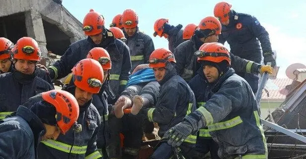 Depremzedelere ilk müdahalede kritik hipotermi uyarısı: "Müdahalede geç kalınırsa kalp krizine, böbrek ve karaciğer de hasara yol açar”