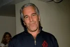 Sapık milyarder Jeffrey Epstein öldü mü öldürüldü mü? Kardeşi ABD'li bakanı işaret etti