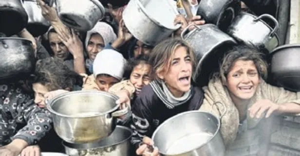 Oxfam’dan Gazze’deki insani dram: “Çocuklarını beslemek için yaprak kaynatıyorlar”