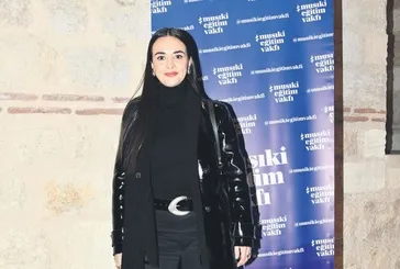 Espriler havada uçuştu