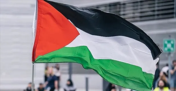 Diyanet İşleri Başkanlığı duyurdu: Filistin'e destek, Gazze'ye dua | Sabah namazında tüm camilerde eller semaya açıldı