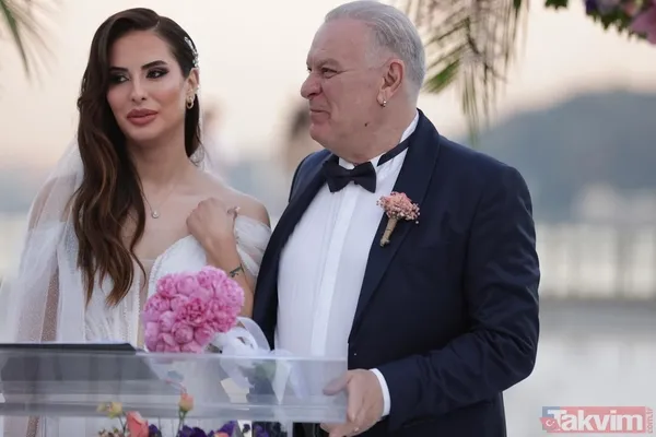 63 yaşında damat olmuştu! 4. kez evlenen Burak Sergen’in balayından ilk kare geldi! Eşiyle denizin ortasında... - 5