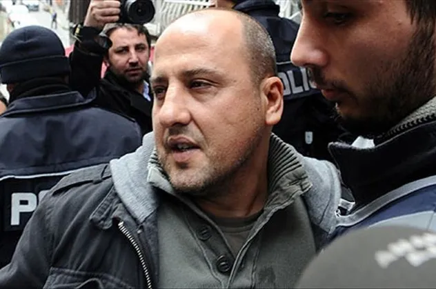 Son dakika: Ahmet Şık HDP'den istifa etti