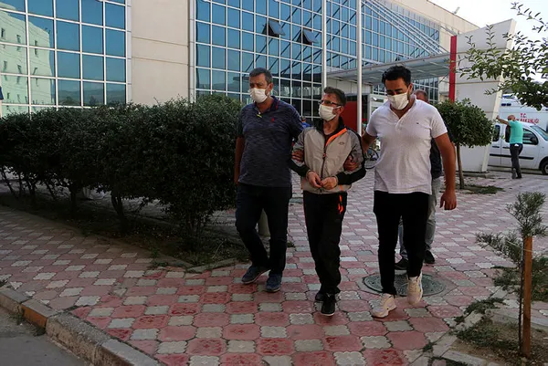 tokat-tapu-ve-kadastro-mudurlugunu-soymaya-calisan-hirsizin-sonu-1600095464822.jpg Tokat Tapu ve Kadastro Müdürlüğü'nü soymaya çalışan hırsızın sonu-3