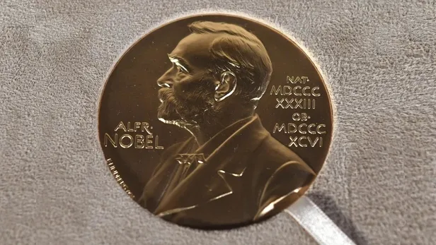 2023-nobel-kimya-odulu-kazananlari-belli-oldu-moungi-bawendi-louis-brus-ve-alexei-ekimov-biyografisi-1696413871688.jpg 2023 Nobel Kimya Ödülü kazananları belli oldu: Moungi Bawendi, Louis Brus ve Alexei Ekimov ne kadar para ödülü aldı?-2
