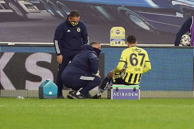 Mesut Özil’den en kötü başlangıç Fenerbahçe'de: Gol ve asist katkısı veremedi!