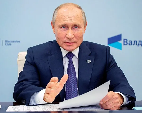 putin-turkun-gucunu-gordu-hem-azerbaycan-hem-ermenistan-bizim-icin-esit-degerde-ortaktir-1603394176265.jpg