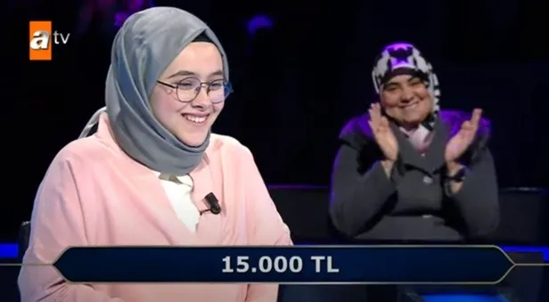 Kim Milyoner Olmak İster yarışması ile tanınan 18 yaşındaki Elif İnce’nin hayatı Teknofest ile değişti-7