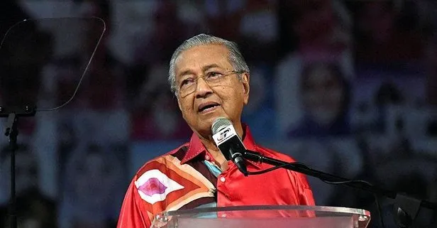 Son dakika: Malezya Başbakanı Mahathir Muhammed istifa etti
