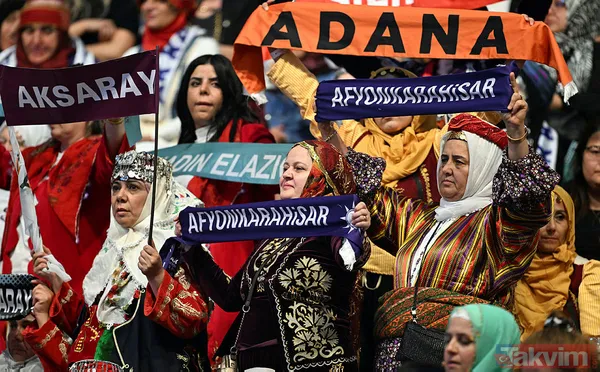 Başkan Erdoğan'ın duygu dolu anları! Annesinin ölüm yıldönümüne özel koreografi: Öyle bir evlat yetiştirdin ki... - 9