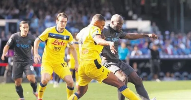 Napoli’ye büyük çelme