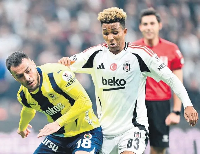 Fenerbahçe’den Kostic hamlesi