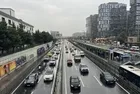İstanbul'da trafik yoğunluğu yüzde 85'e çıktı: D-100, TEM, Avrasya Tüneli ve köprü bağlantıları kilitlendi!