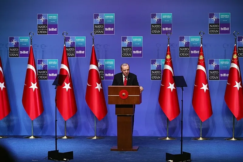 kulliyeden-dunyaya-f-35-mesaji-baskan-erdogan-bizi-izlemeye-devam-edin-1783534975625.jpeg Külliye'den dünyaya F-35 mesajı! Başkan Erdoğan: Bizi izlemeye devam edin-13