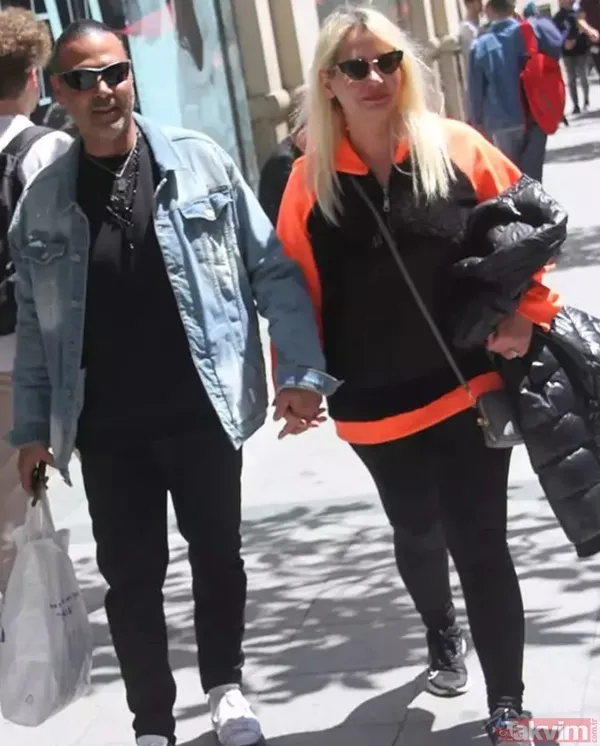 Ozan Orhon Ve Eşi Selcan Orhan