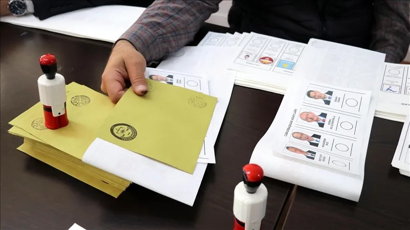 kahramanmaras-secim-sonuclari-31-mart-2024-kahramanmaras-yerel-secim-sonucu-ve-oy-oranlari-1711295139790.jpg Kahramanmaraş'ta Kim Kazandı? Kahramanmaraş 31 Mart 2024 Yerel Seçim Sonuçları!-3