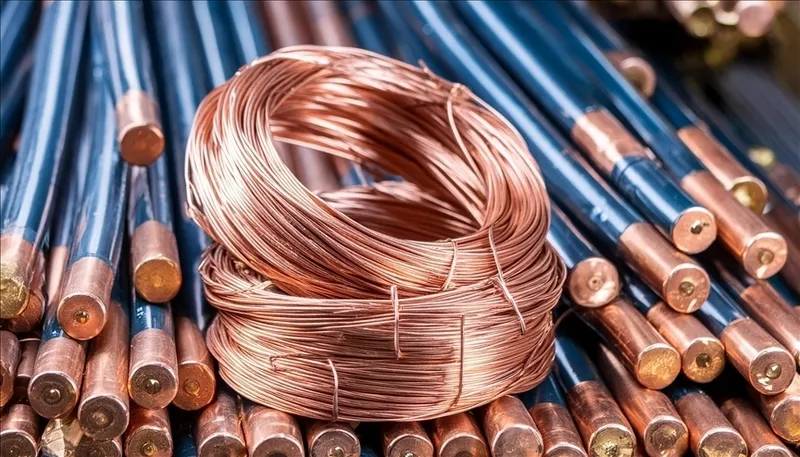 gelecegin-petrolu-bakir-ilk-kez-13-bin-dolari-asti-yatirimcilar-hazirani-bekliyor-1767708608426.jpg Geleceğin petrolü bakır ilk kez 13 bin doları aştı! Yatırımcılar Haziran'ı bekliyor-3