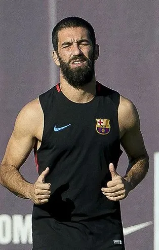 Arda Turan sosyal medyayı salladı!