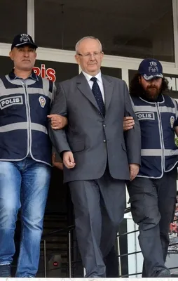 Darbeci hainler komutanından böyle özür dilemiş