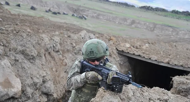 Mehmetçik'ten hem terörle hem de Kovid-19'la mücadele: 10 Mart'tan bugüne ise 256 PKK/YPG’li etkisiz hale getirdi-1