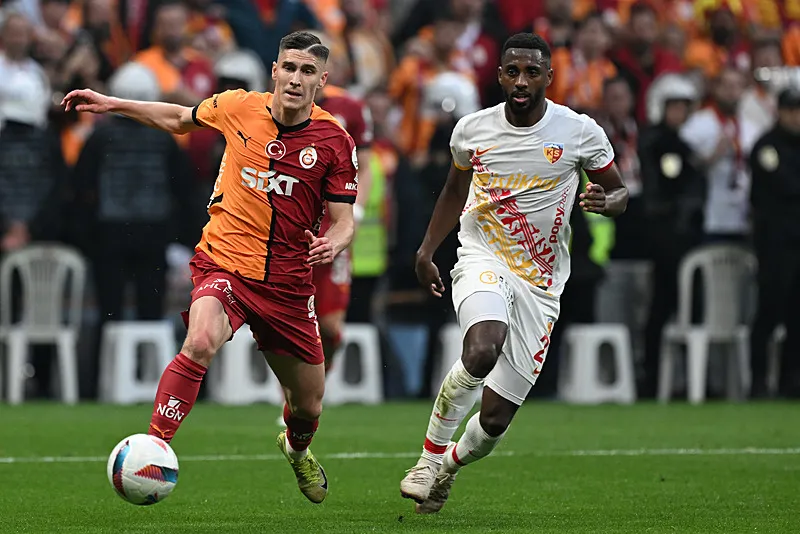 Galatasaray'ın 25. şampiyonluk hikayesi! 5. yıldız işte böyle geldi - 9