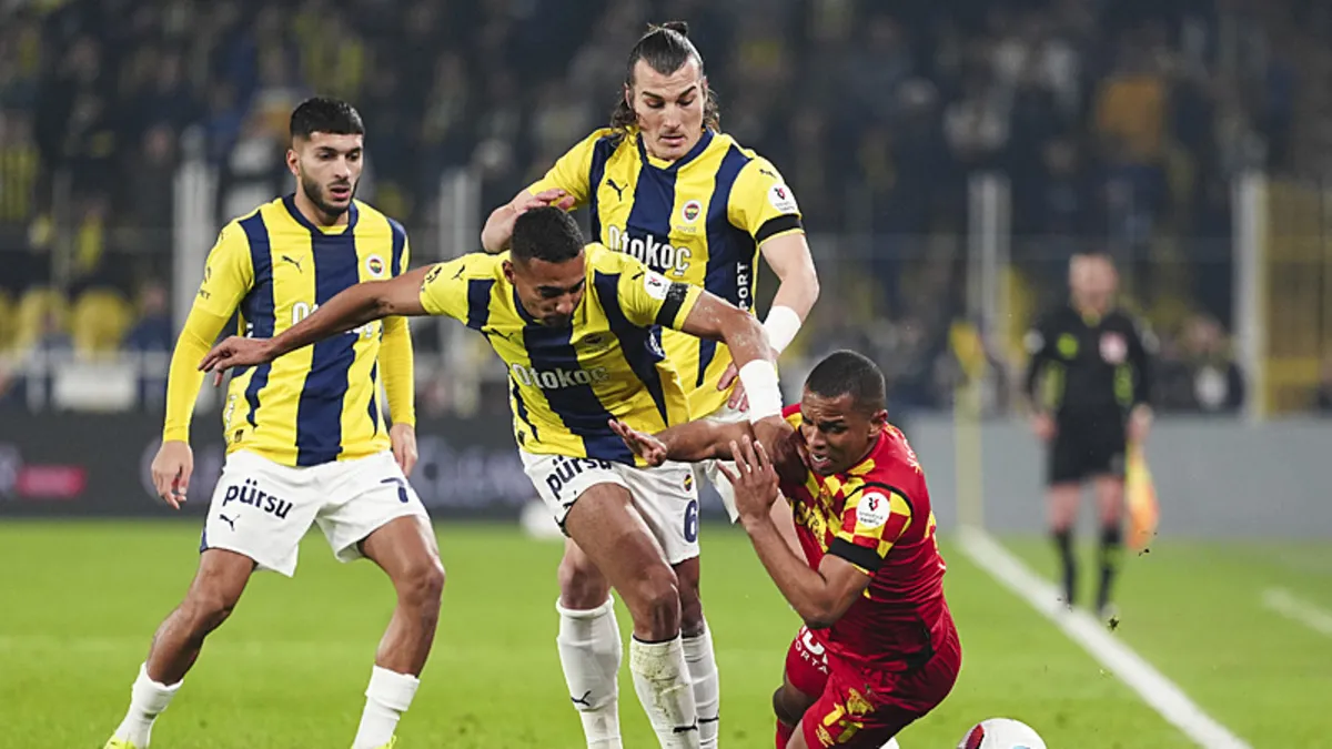 Fenerbahçe'nin yıldızına 2 talip birden!