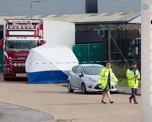 TIRın içinde 39 ceset bulunmuştu! Kurbanlardan birinin annesine gönderdiği son mesaj ortaya çıktı