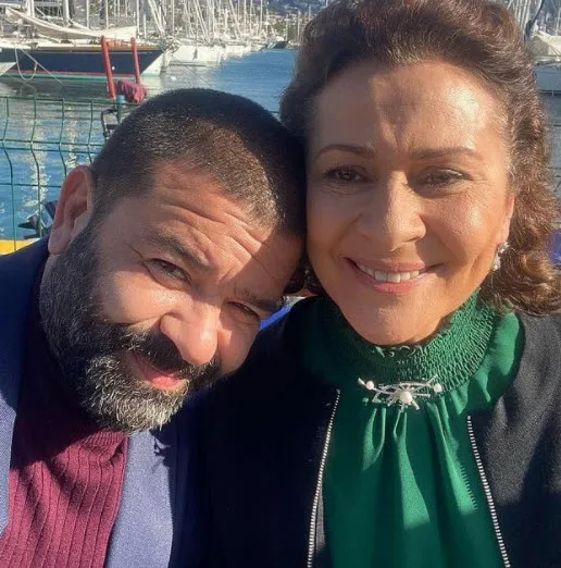 Star TV Sefirin Kızı dizisi patır patır dökülüyor bu ayrılıkla her şey değişiyor! Tuba Büyüküstün yaramadı o geldi herkes gidiyor-9