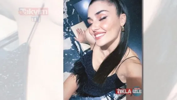 Hande Erçel'den dekolteli süper minili paylaşım! Notu olay oldu