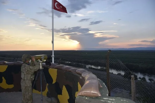 MSB açıkladı: 5 FETÖ'cü sınırda yakalandı!