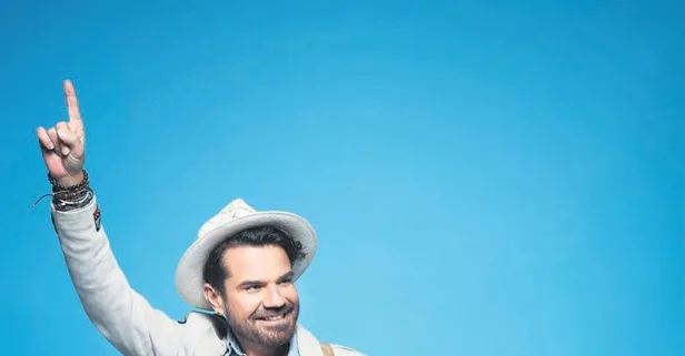 Kenan Doğulu'dan arabalı konser!