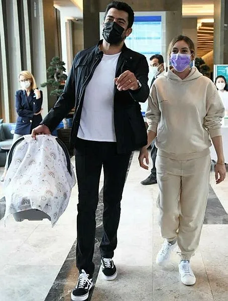 Sinem Kobal ve Kenan İmirzalıoğlu'ndan Ramazan yardımı! 1000 aileye... - 4