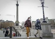 İngiltere Sağlık Bakanı Hancocktan dikkat çeken koronavirüs açıklaması: Ülkede herkes yakalanacak