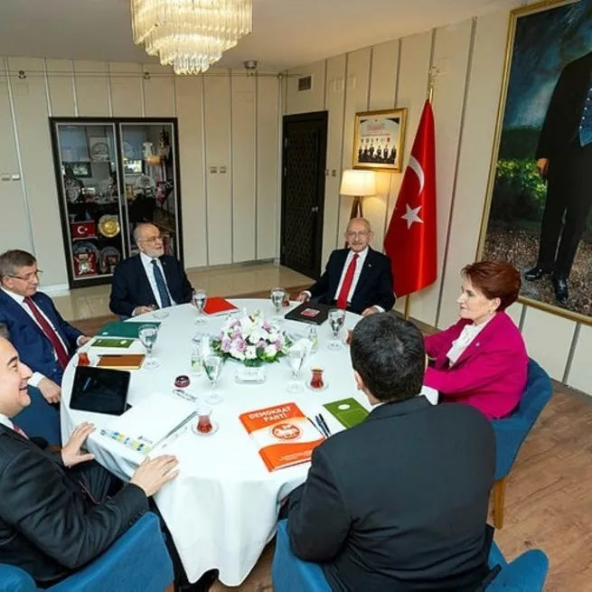 Kandil ve HDPsiz 7li koalisyon iktidarı hayal bile edemez! Kılıçdaroğlunun Selahattin Demirtaş sözlerine Meral Akşener neden ses çıkarmıyor?
