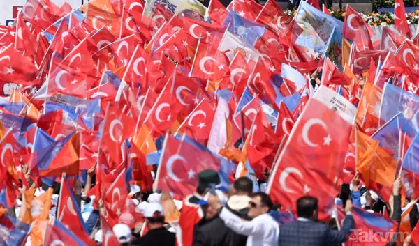 Gün vatan günü! İstanbul'da kutlu zaferin ayak sesleri: Milli irade direnişin sembolü Atatürk Havalimanı'nda Başkan Erdoğan'ı kucakladı - 47