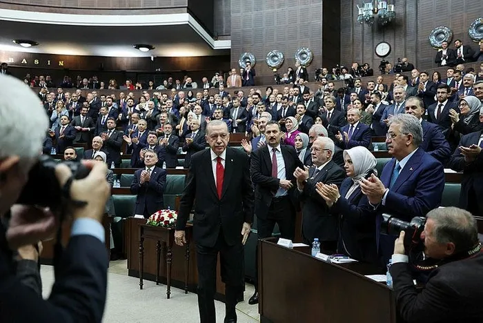 baskan-erdogandan-katil-netanyahuya-sert-sozler-gazze-kasabi-1701260273828.jpeg Başkan Erdoğan'dan katil Netanyahu'ya sert sözler: Gazze Kasabı!-6