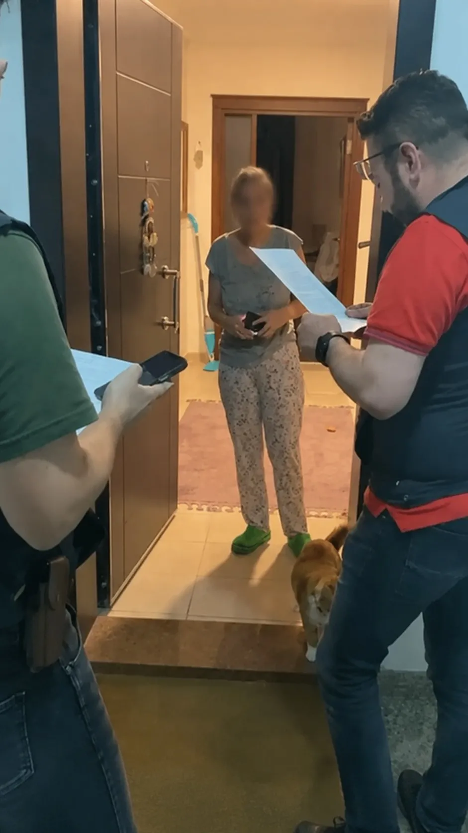 chp-verileri-chatgptde-islendi-iddiasi-sorusturma-baslatildi-1785342236547.jpeg CHP’nin seçmen verileri ChatGPT üzerinden mi işlendi? İki şüphelinin adresine baskın, dijital materyallere el konuldu-4