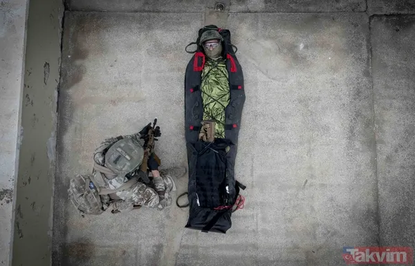 "Bordo bereliler"in karagahından özel görüntüler... "Hayat kurtaran" eğitimden böyle geçiyorlar... - 42