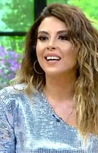 Aslı Hünel kimdir? Aslı Hünel kaç yaşında, nereli, mesleği ne, kiminle evli? Aslı Hünel’in eşi kim, ne iş yapıyor?