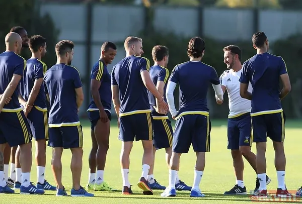 Fenerbahçe'nin Shakhtar maçının ilk 11'i - 1