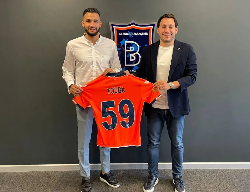 Başakşehir transferi açıkladı!