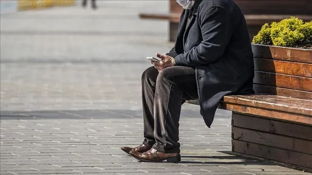 65 yaş üstüyle ilgili kısıtlamalar ne zaman kaldırılacak? Tarih belli oldu-1