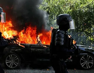 Fransa’da Sarı Yelekliler yeniden sokaklarda